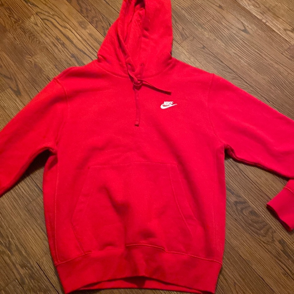 nike sweatshirt never worn